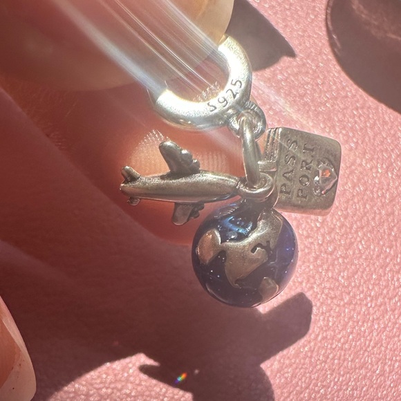 NWOT Pandora FIT Travel Passport Silver Charm - Picture 6 of 8